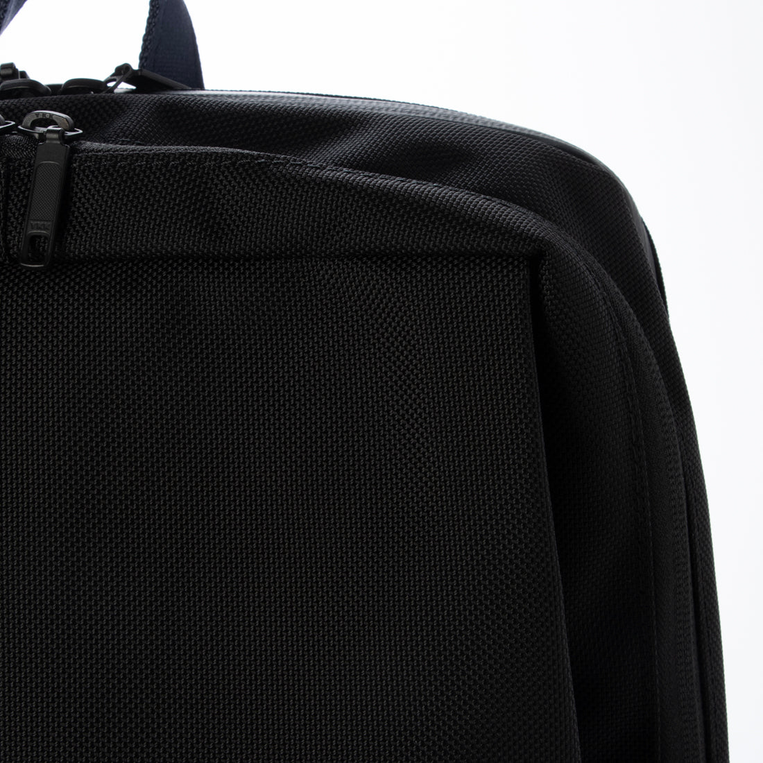 ポンタタ POMTATA P2550 SLIG BACKPACK L （ブラック） ブラック