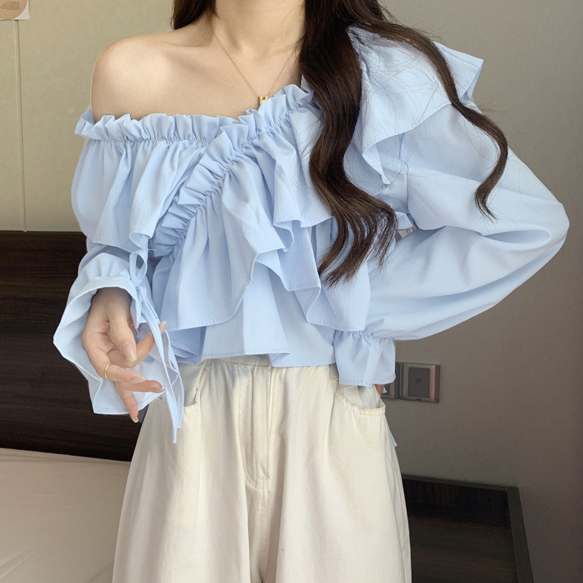 私人海灘 privatebeach 蕾絲邊短版上衣