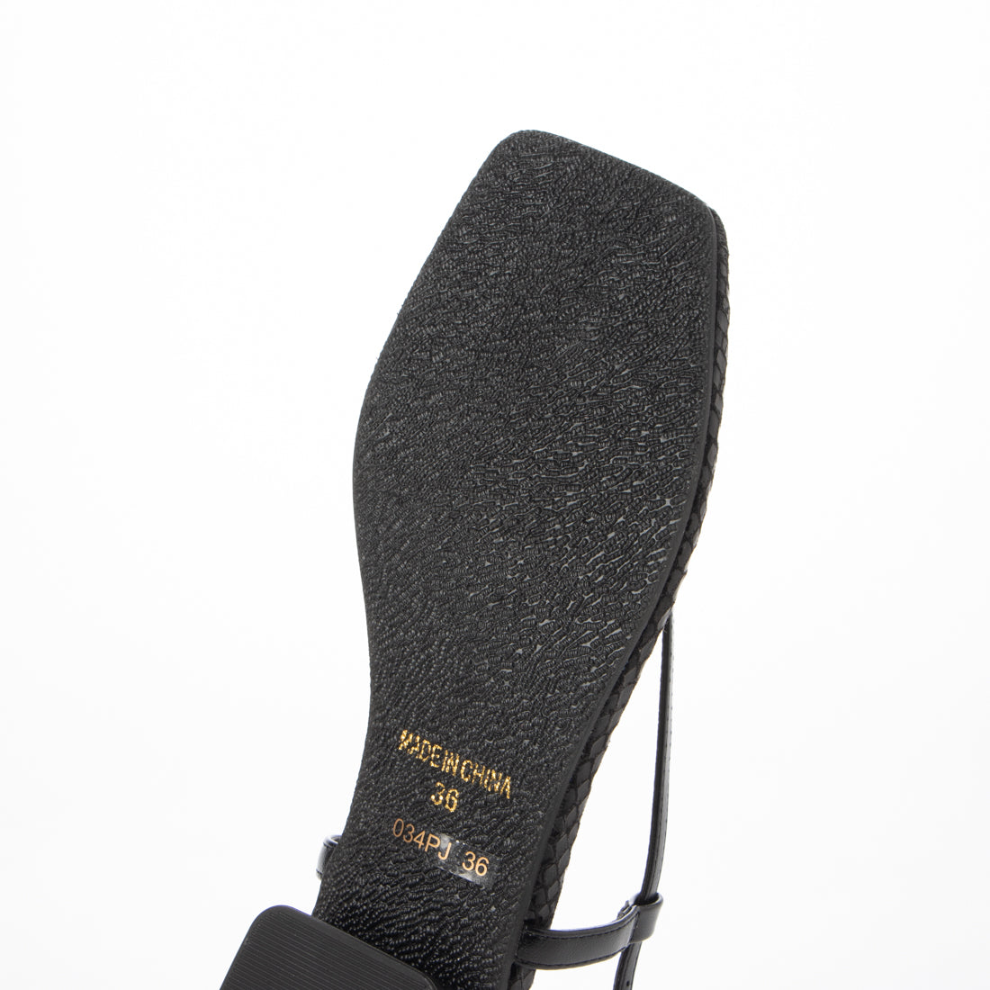 PRECIEUX JOUET Square heel narrow thong sandals