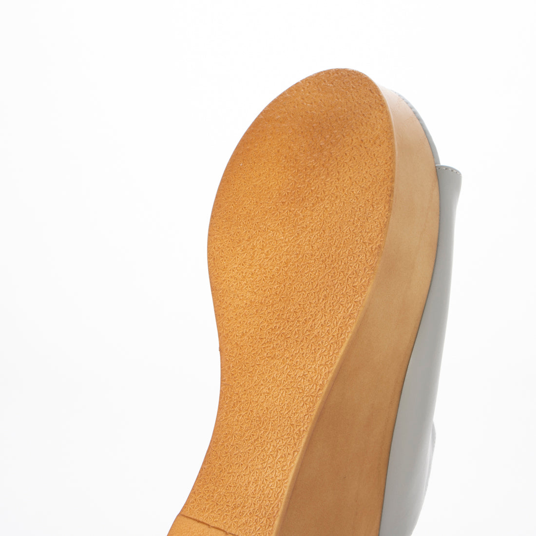PRECIEUX JOUET Center seam wedge mules