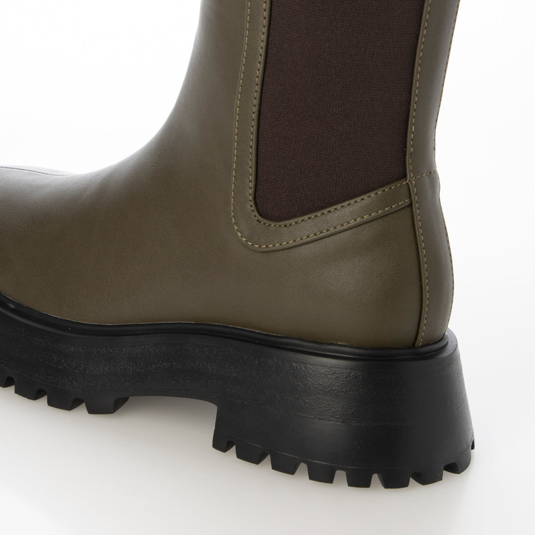 PRECIEUX JOUET Track Sole Mid Side Gore Boots