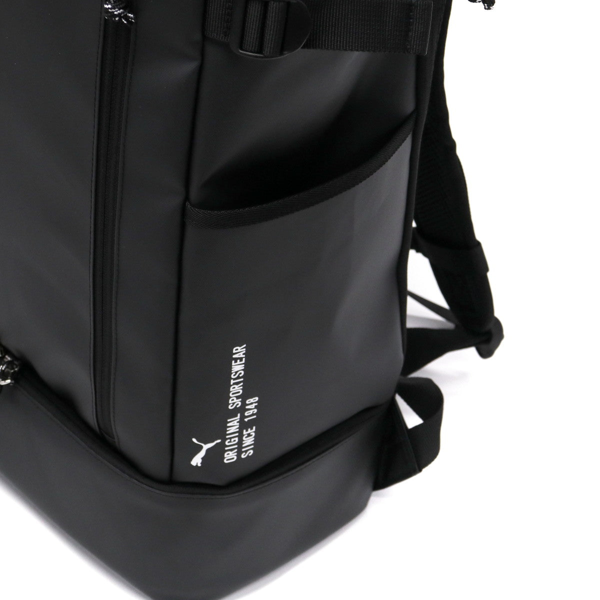 プーマ PUMA リュック メンズ レディース 大容量 通学 ブランド おしゃれ 軽量 軽い PC収納 ボックス型 スクエア型 ブラック 撥水 B4 35L 14inch アポロン デイパック J20358 （ホワイト） ホワイト