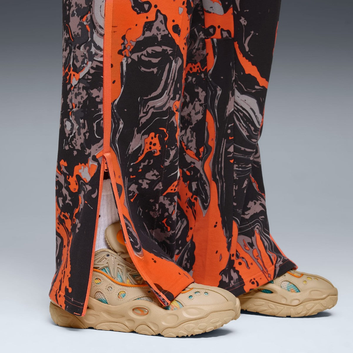 プーマ PUMA ラ フランス RNR フレア（LA FRANCE RNR FLARE） （Light Sand-Orange Glo-Aquatic） Light Sand-Orange Glo-Aquatic