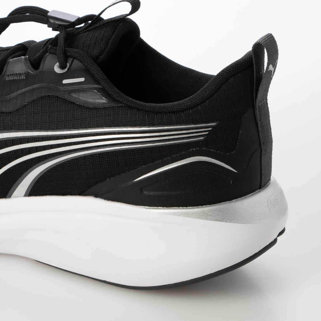 プーマ PUMA SOFTRIDE ムーブオン F WD （01/BKS） 01/BKS