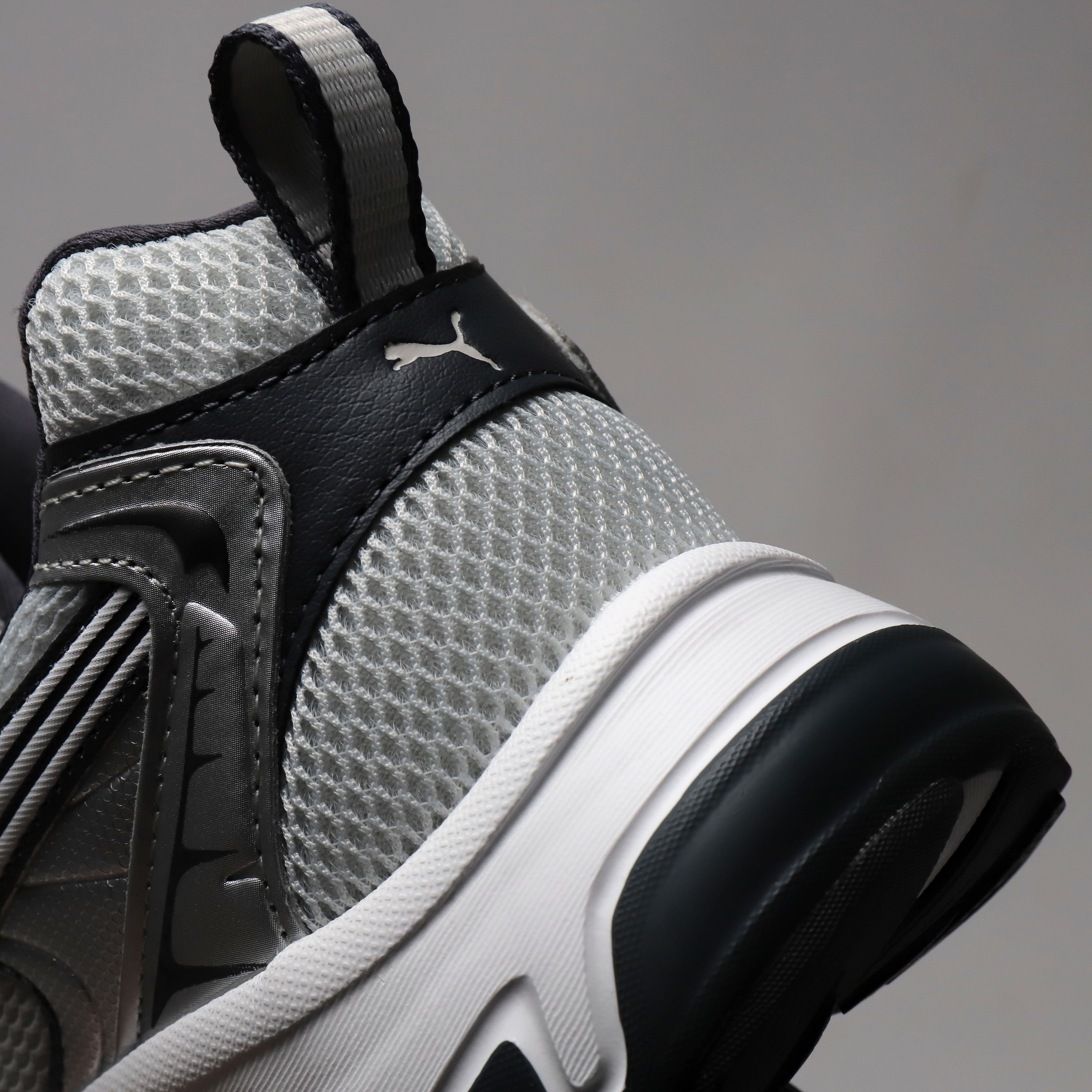 PUMA MORPHIC