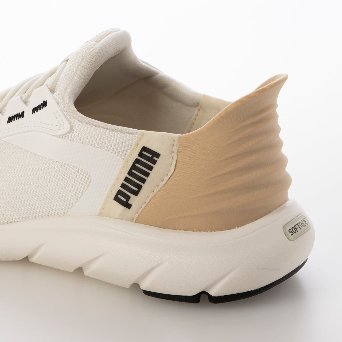 プーマ PUMA ソフトライド フレックスレース イーズイン （ホワイト） ホワイト