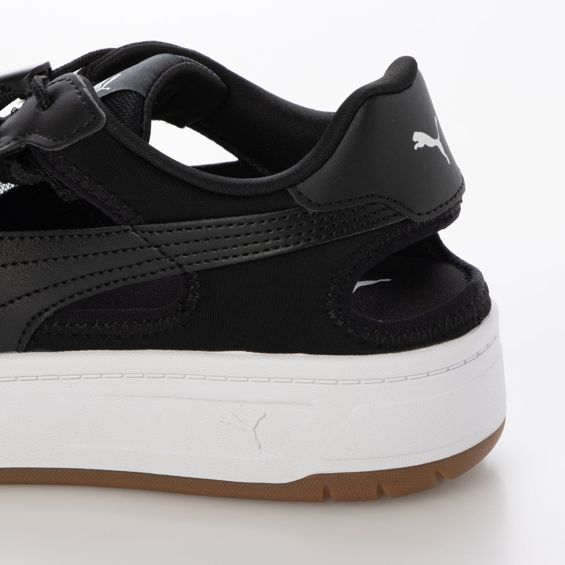 プーマ PUMA (W)COURTLALLYSKYEMULE402450 04プーマBK/プーマWH/Gum （プーマブラック×プーマホワイト×ガム） プーマブラック×プーマホワイト×ガム