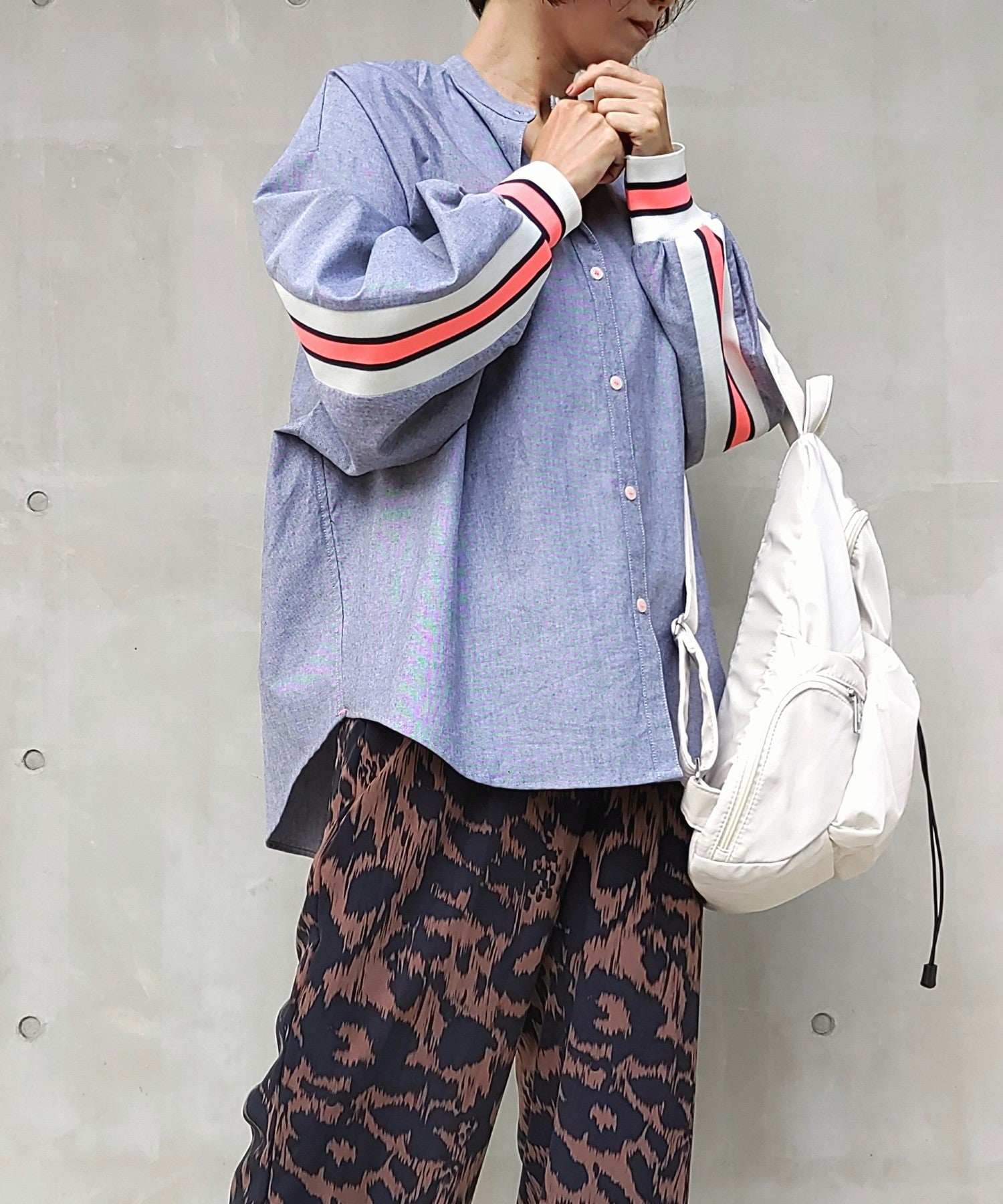 キュー Q 立領連身襯衫【網路限定商品】