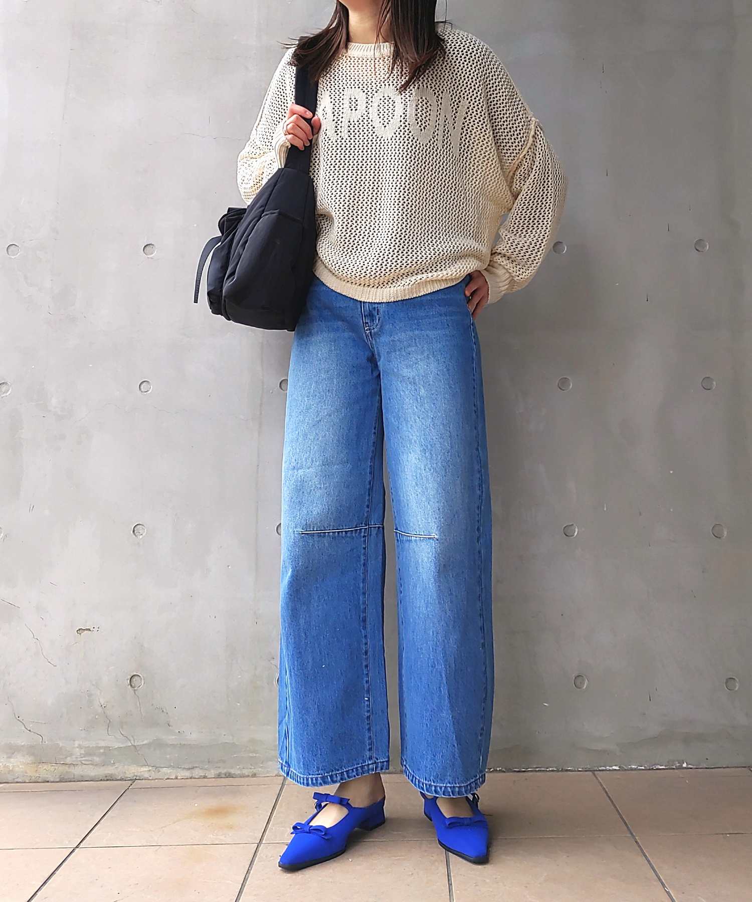 キュー Q メッシュロゴニット