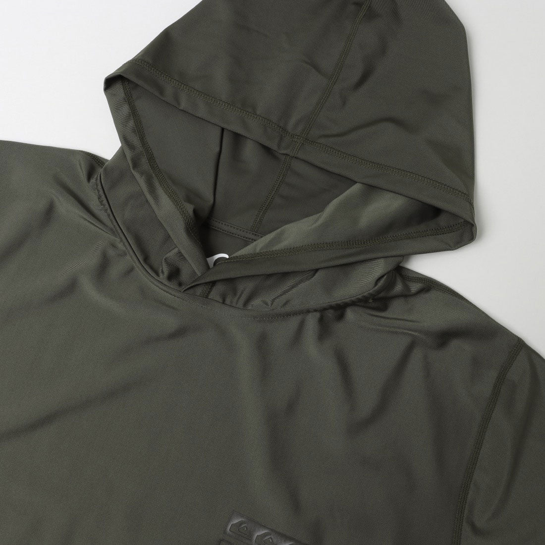 クイックシルバー QUIKSILVER OMNI BOX HOODIE （OLV） OLV