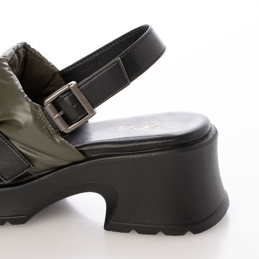 リーカ RiiiKa 厚底ボリュームサンダル （khaki） khaki