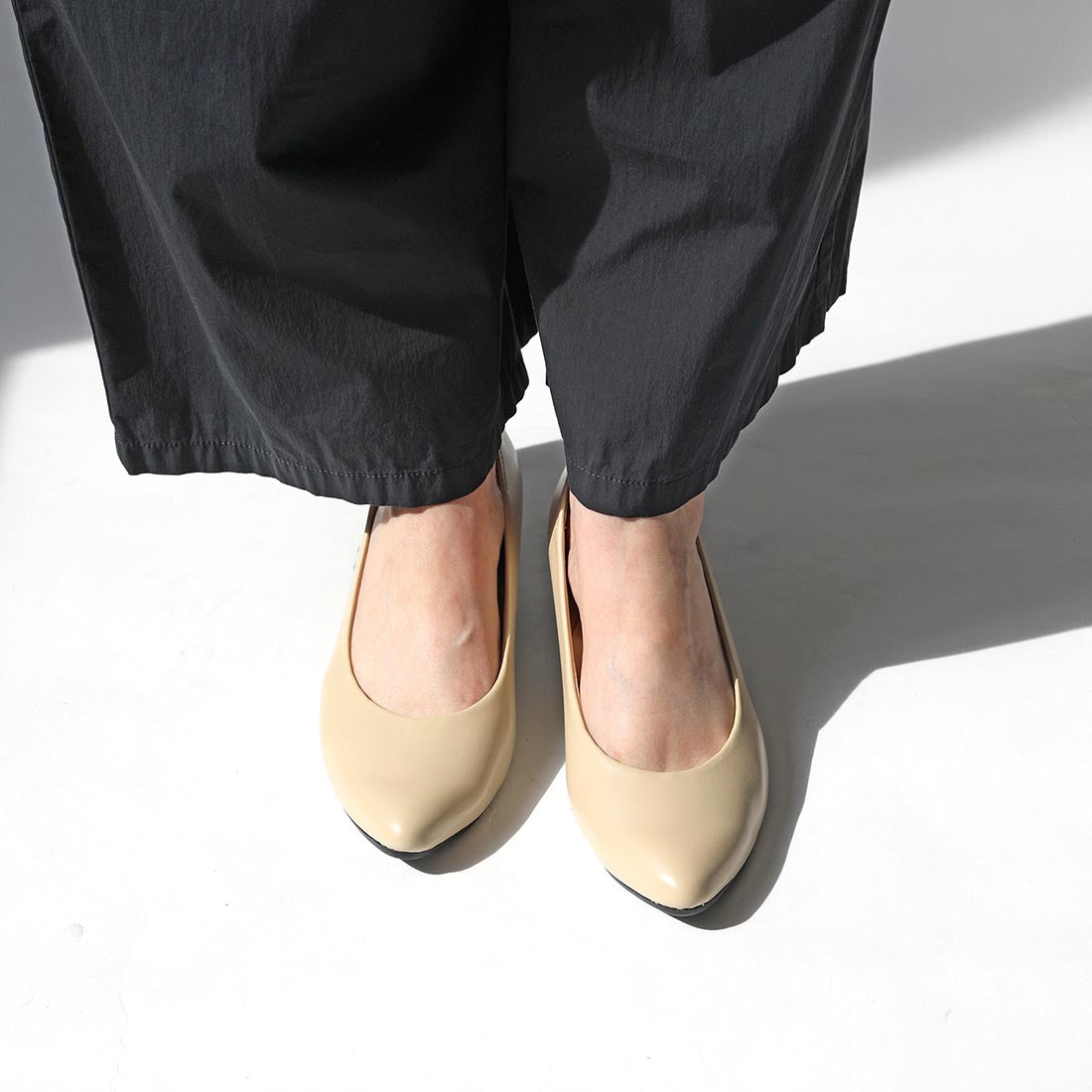 リーカ RiiiKa ポインテッドトゥレインパンプス55 （beige） beige