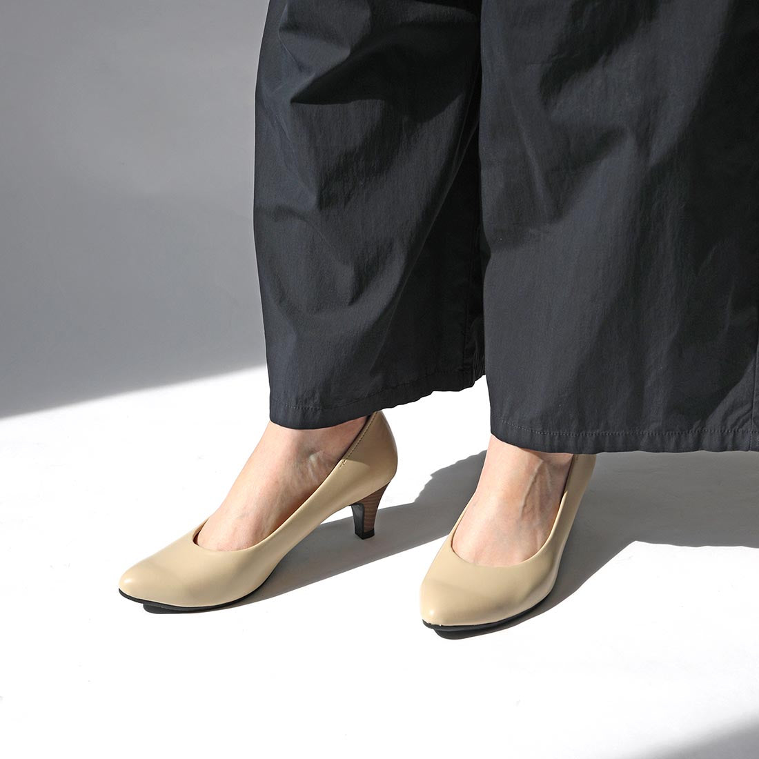 リーカ RiiiKa ポインテッドトゥレインパンプス55 （beige） beige