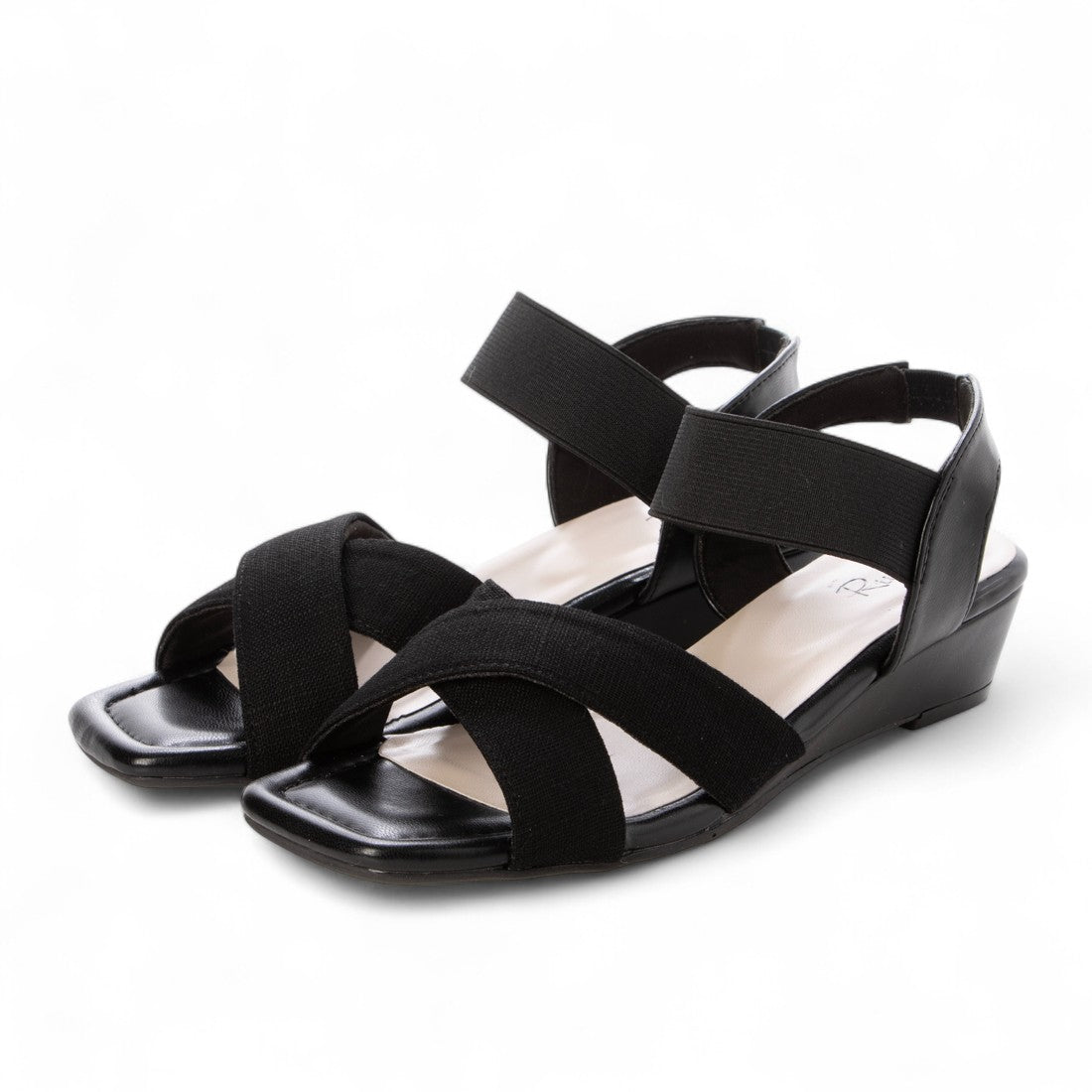 リーカ RiiiKa クロスベルトウエッジサンダル （black） black