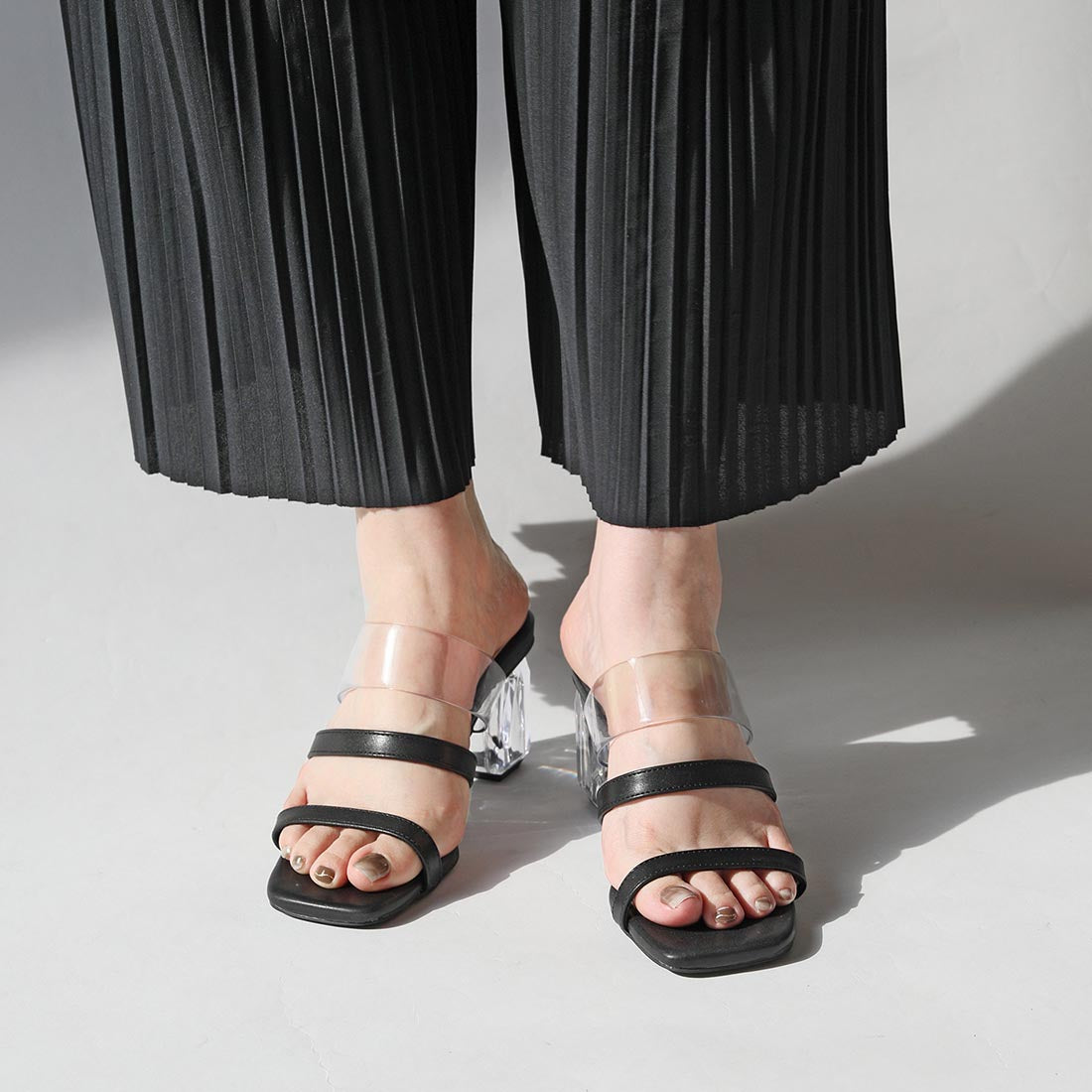 リーカ RiiiKa クリアヒールサンダル （black） black