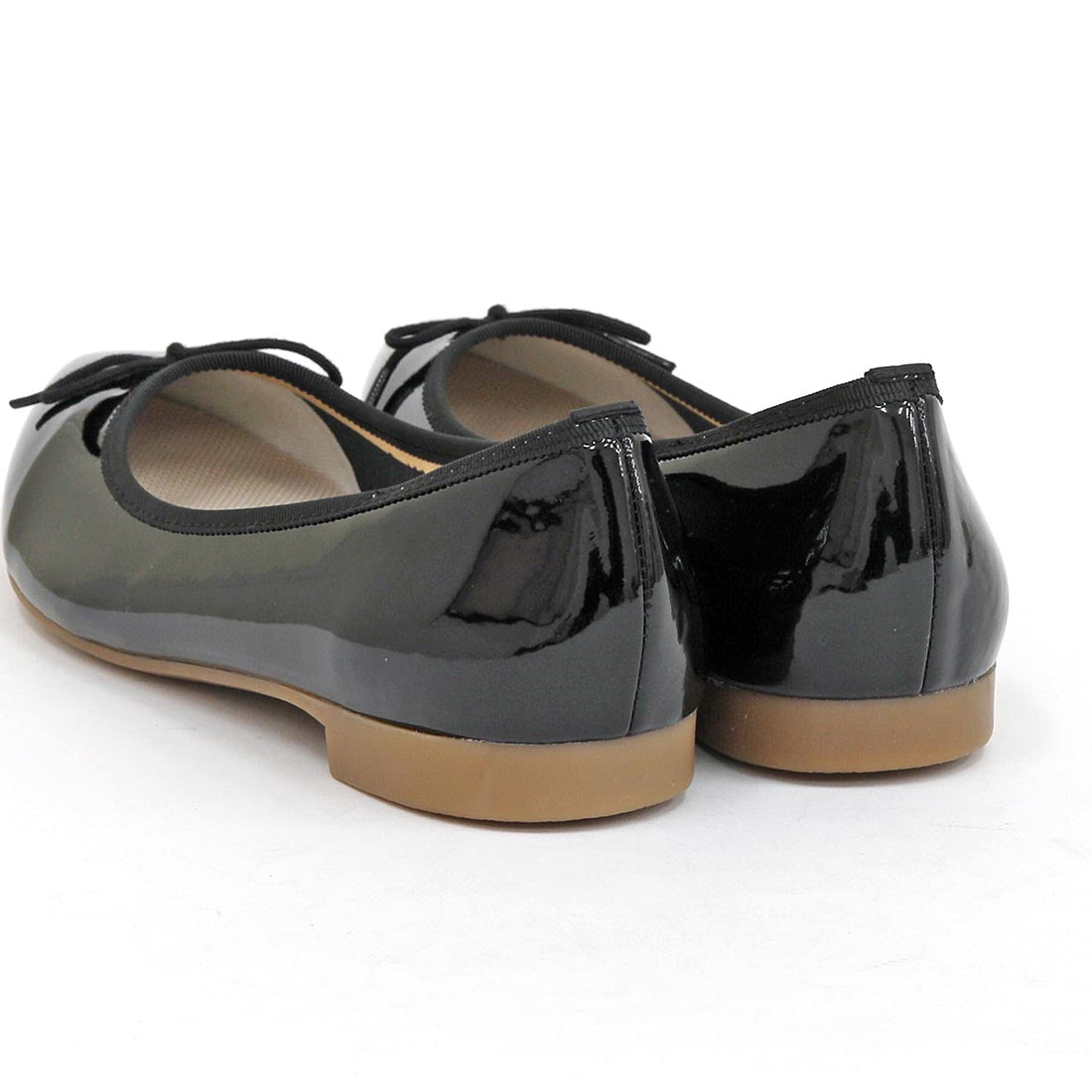 リーカ RiiiKa ポインテッドトゥリボンレインパンプス （black） black