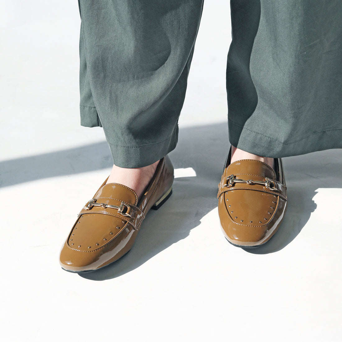 リーカ RiiiKa スタッズ付きローファー （brown） brown