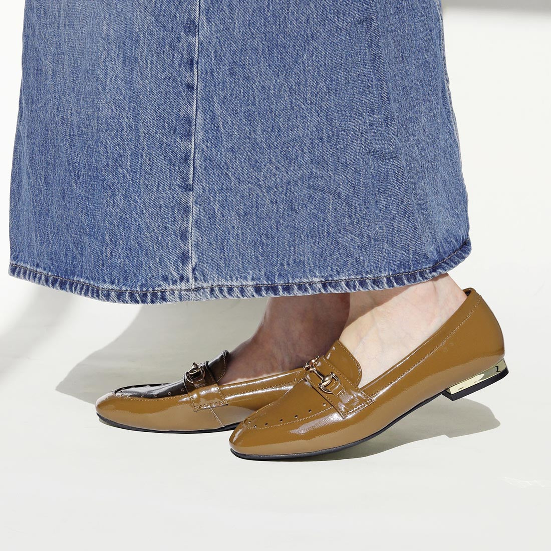 RiiiKa Studded Loafers