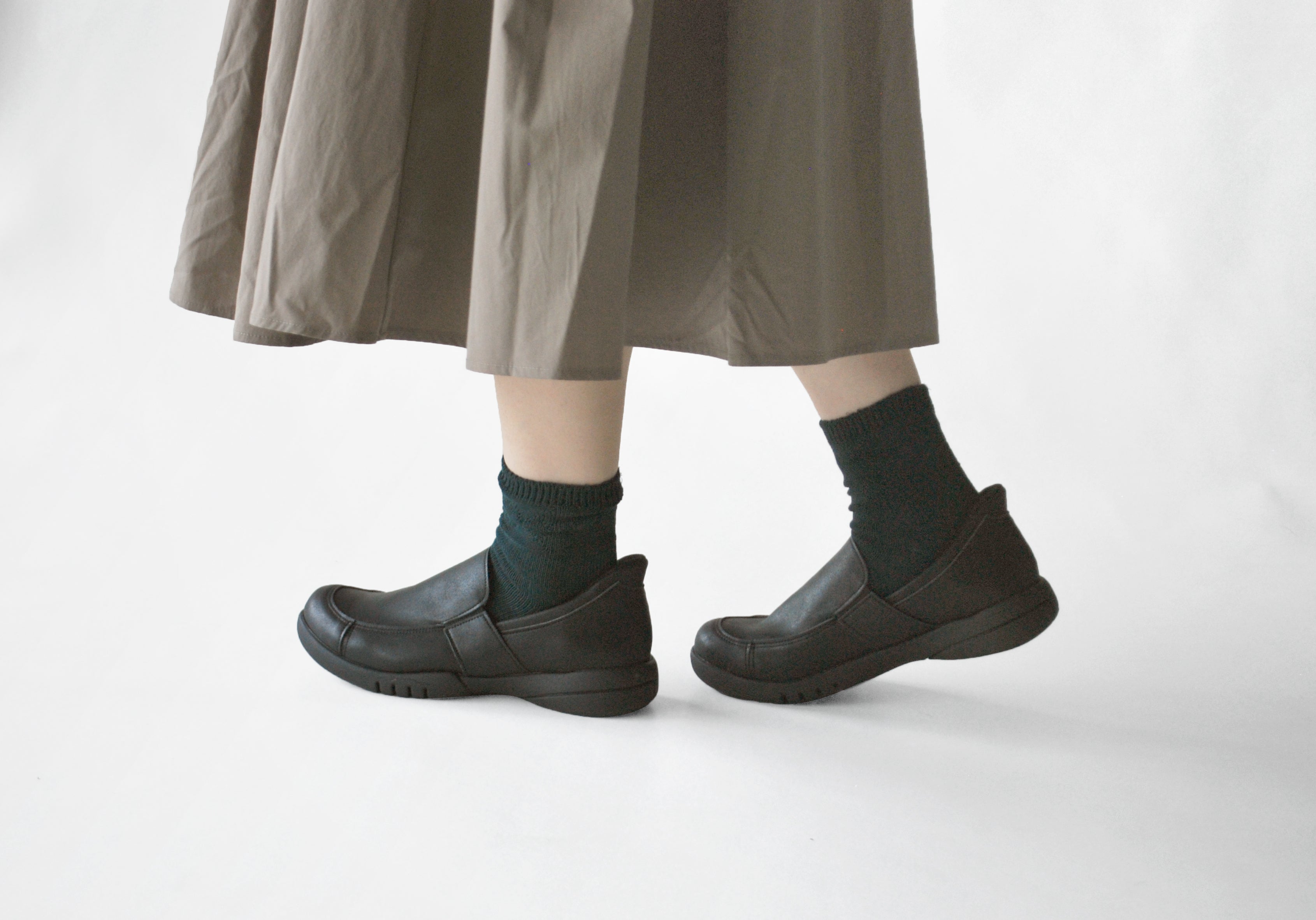 リゲッタ Re:getA SuttOn スリッポンシューズ （ブラック） ブラック