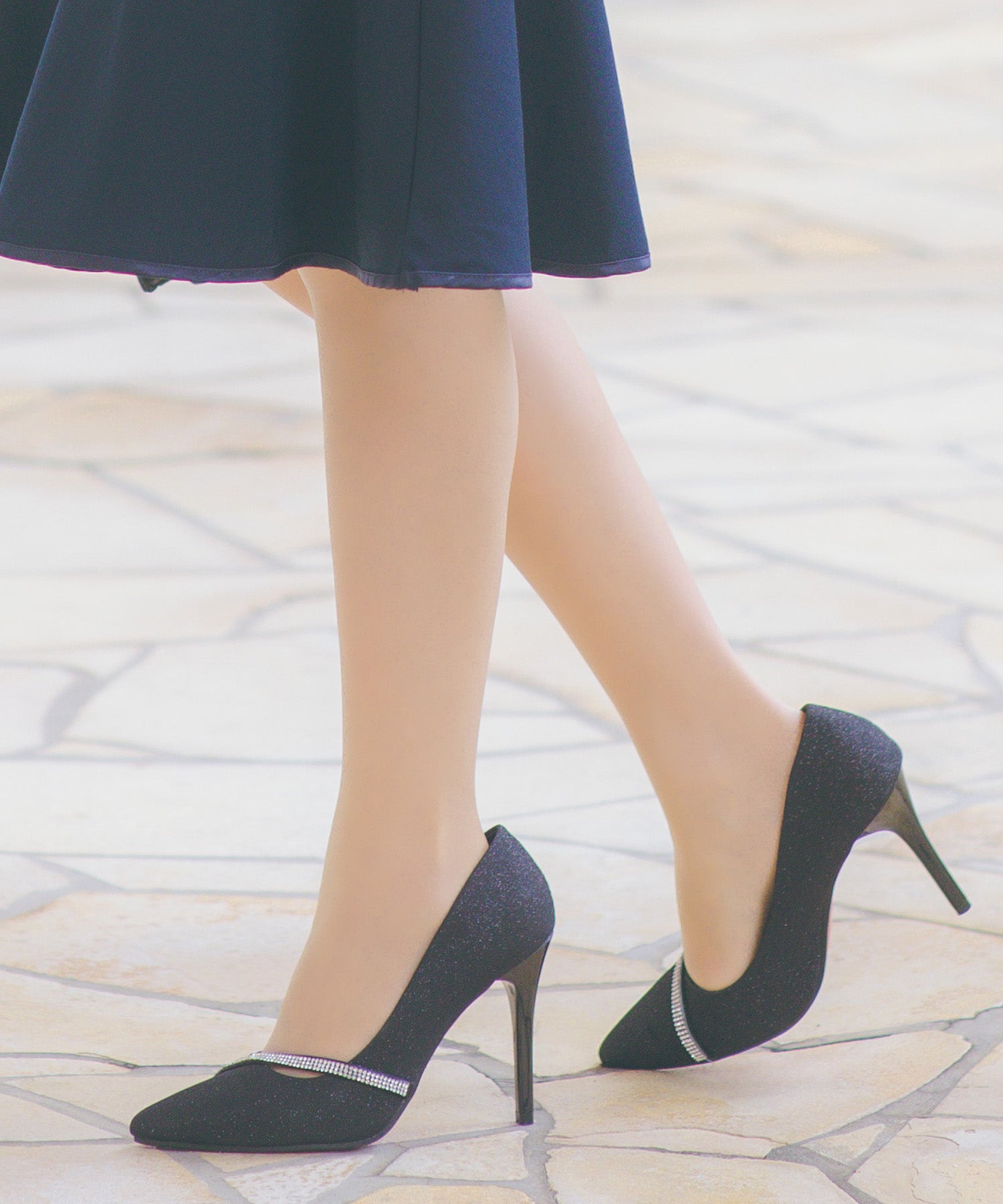 レティカ Retica キラキラシンプルラインヒールパンプス