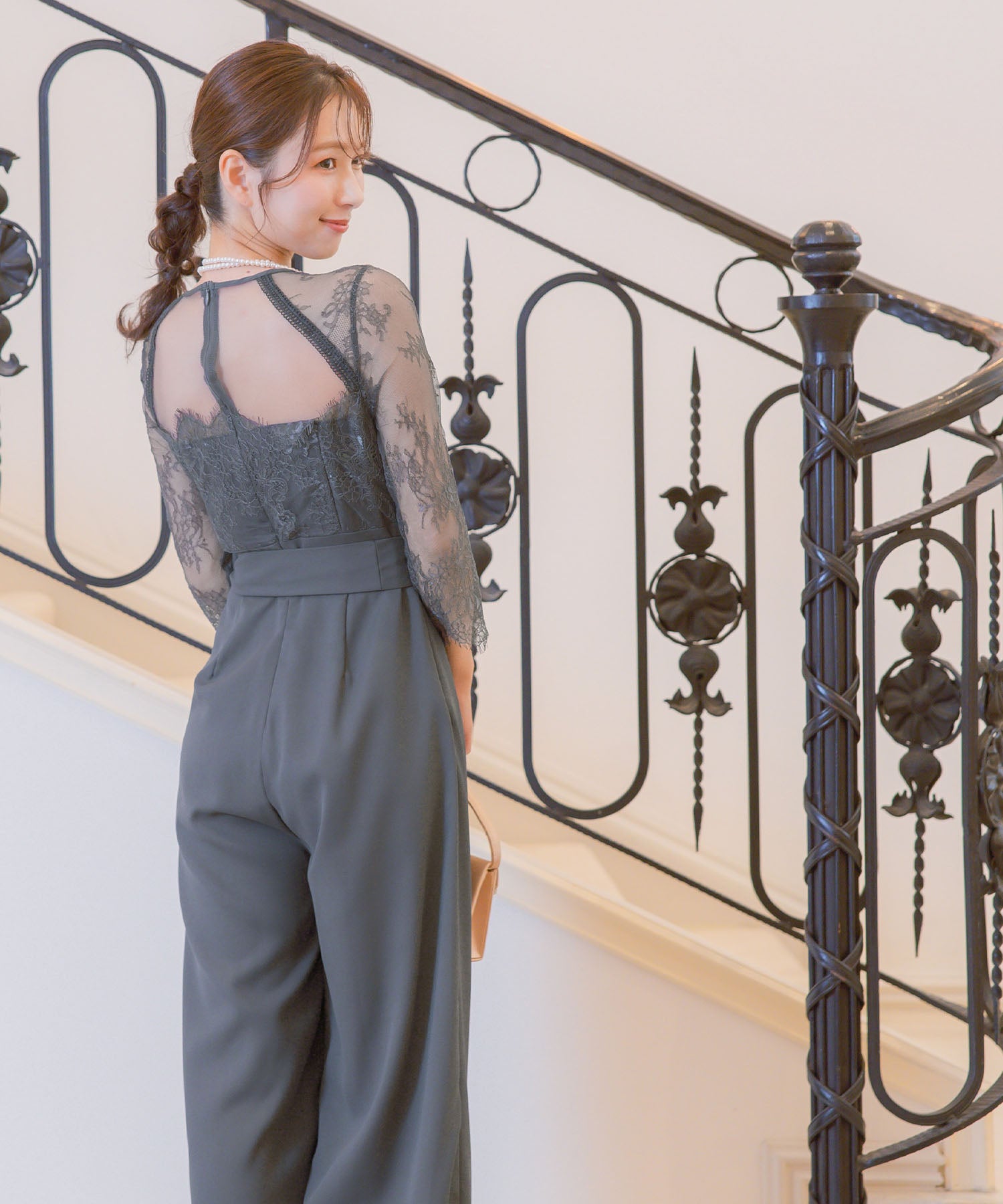 レティカ Retica パンツドレスシアーレース切替ウエストリボンワイドパンツドレス結婚式 パーティードレス （チャコールグレー） チャコールグレー