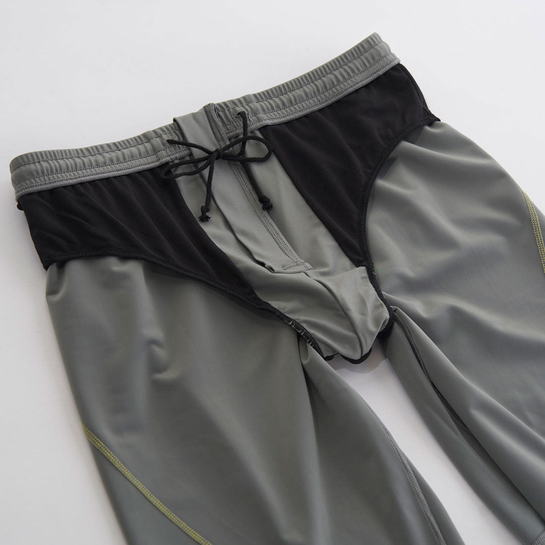 Reebok Swimwear フロントジップルーズスパッツ （グレー） グレー