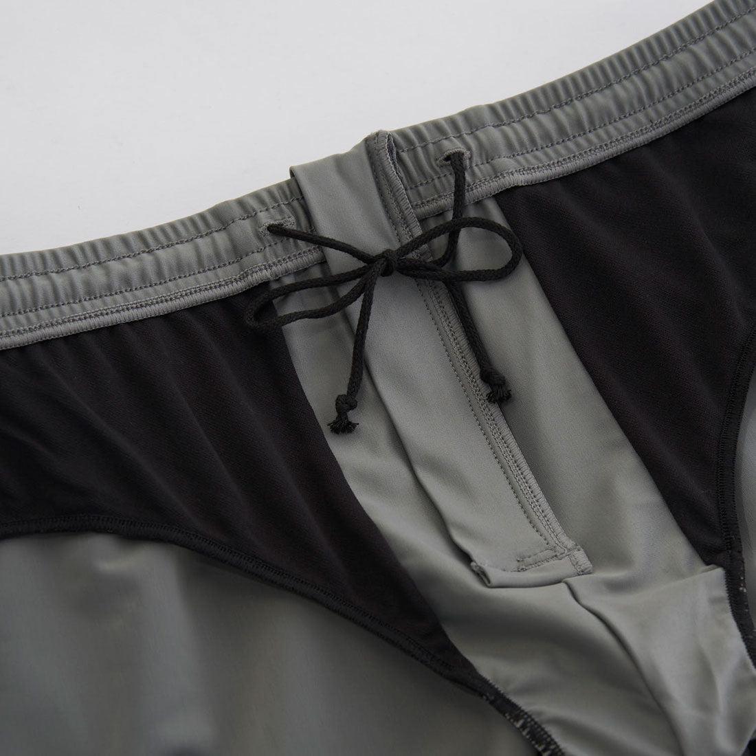 Reebok Swimwear フロントジップルーズスパッツ （グレー） グレー