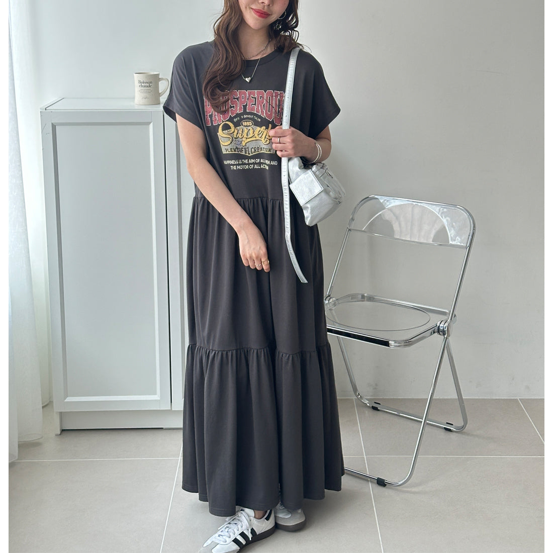 ジーラ GeeRA 《FIRSTMOODコラボ》ピグメント風ティアードプリントTシャツワ （赤黄色） 赤黄色