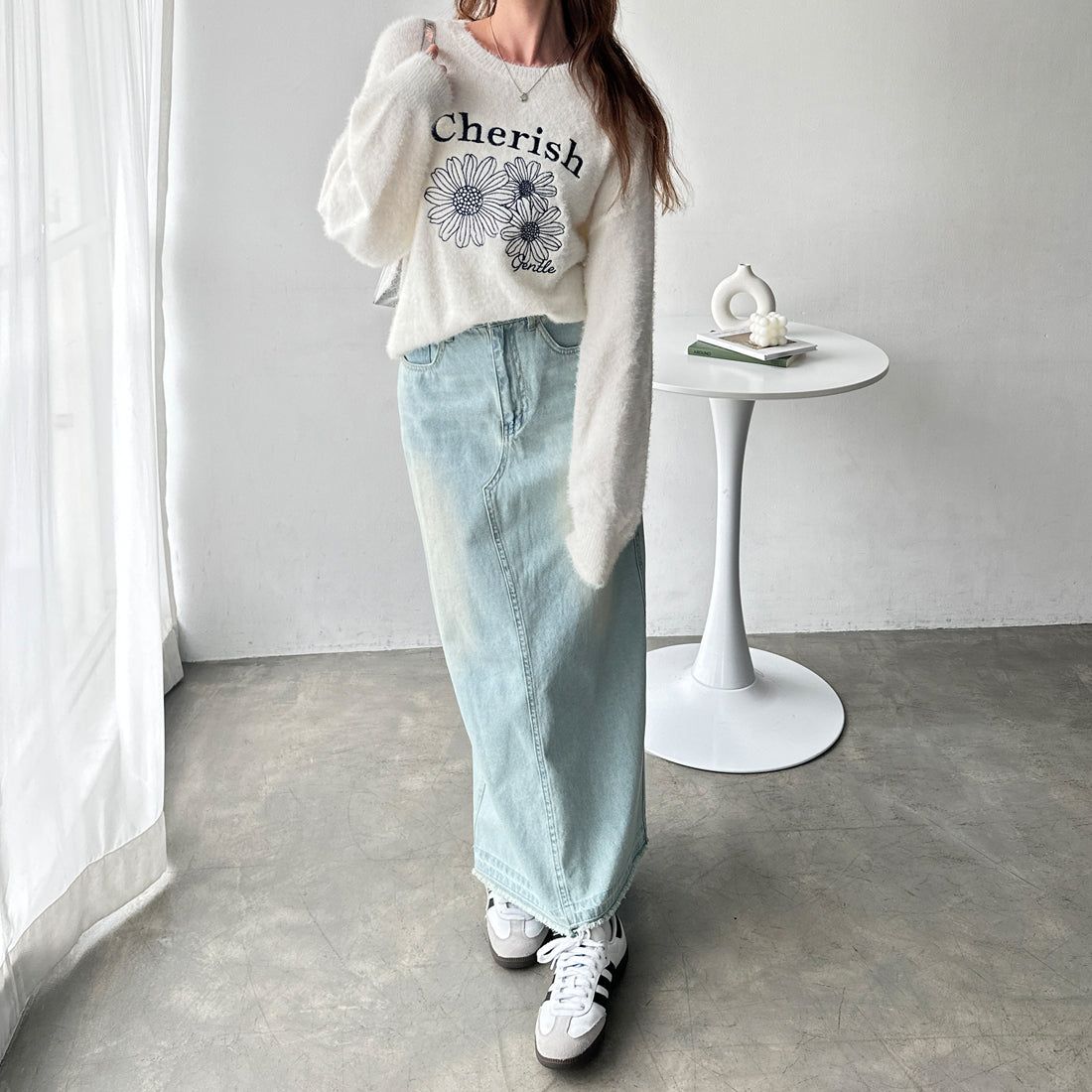 ジーラ GeeRA 【FIRSTMOOD】フラワー刺繍シャギーニット （オフホワイト） オフホワイト