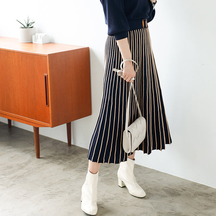 ジーラ GeeRA 前後2WAYプリーツニットワンピース （ネイビー） ネイビー