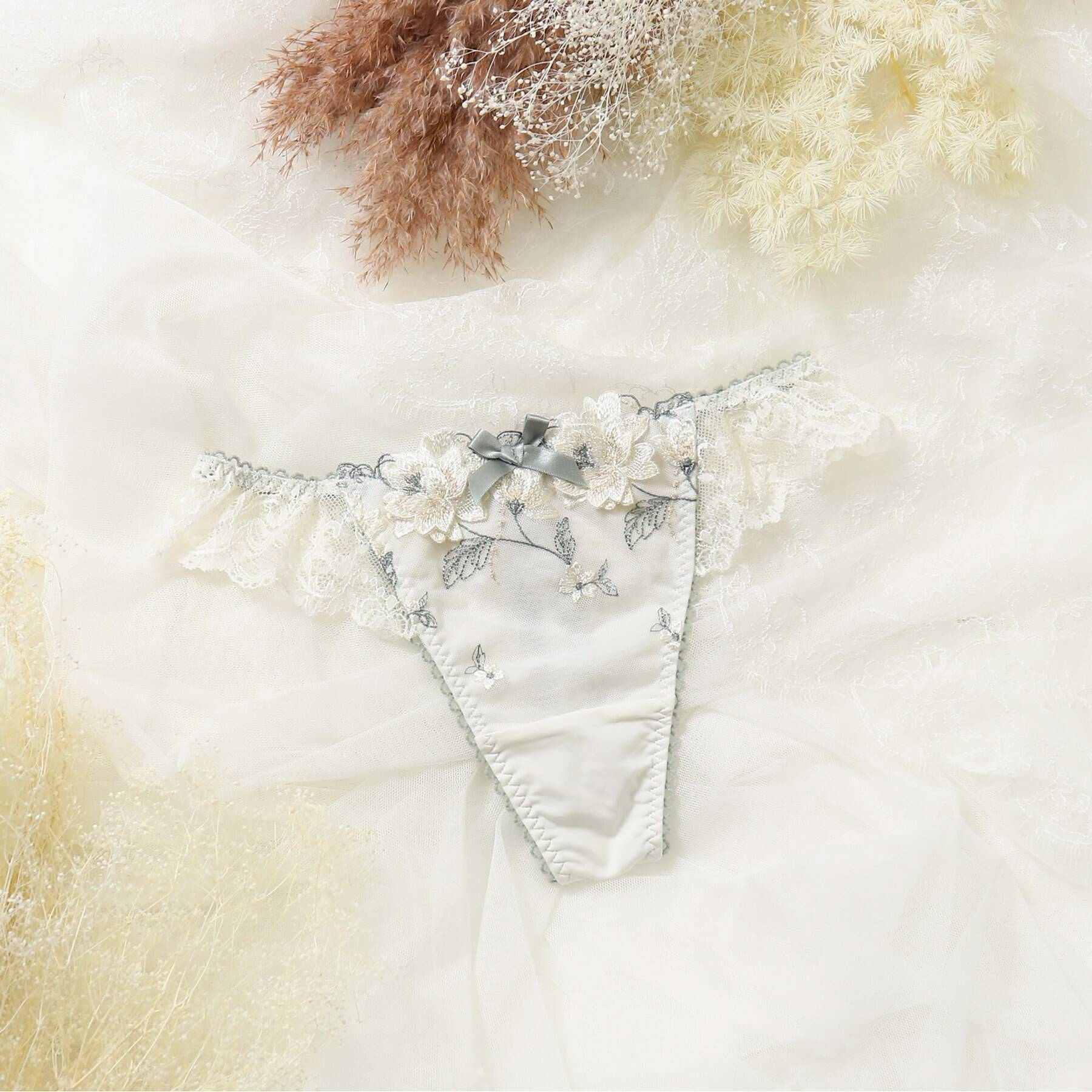 Risa Magli Mariam T-back shorts [Non-returnable item]