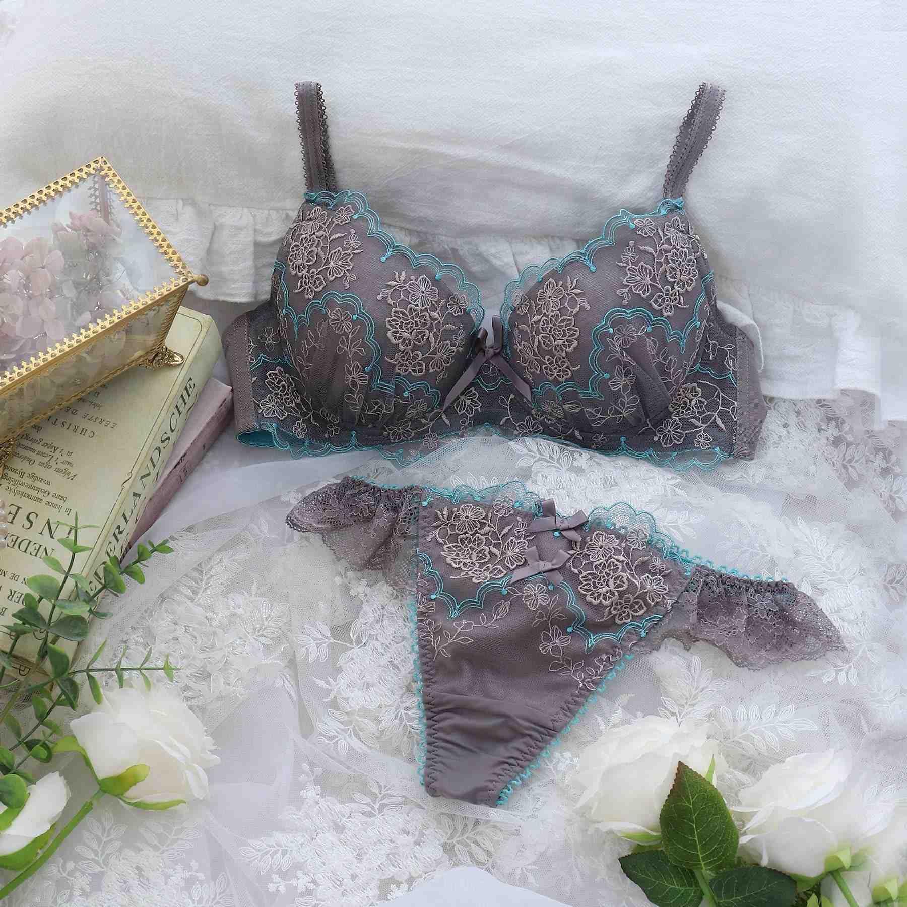 リサマリ Risa Magli エステラ Tバックショーツ 【返品不可商品】 （ピンク(070)） ピンク(070)