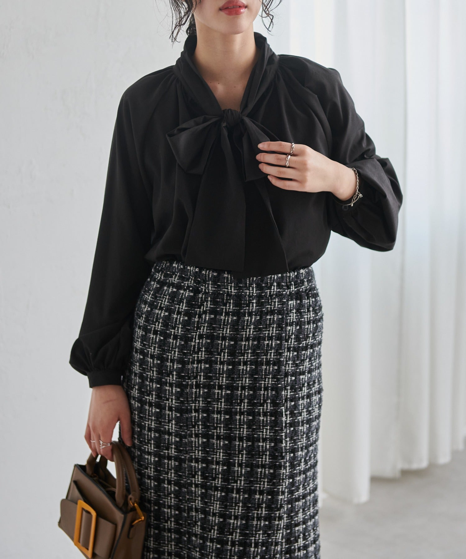 ラナン RANAN ボリュームボウタイブラウス