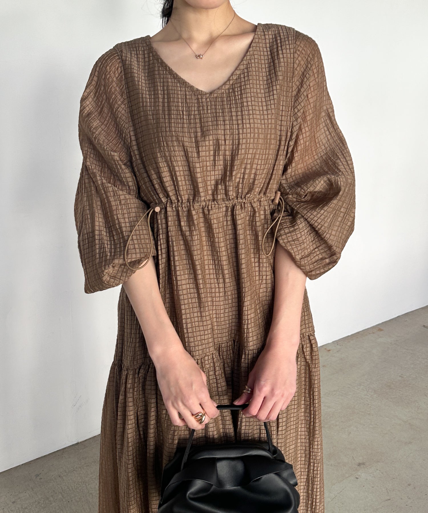 ラナン RANAN シアーチェックドロストギャザーティアード （モカ） モカ