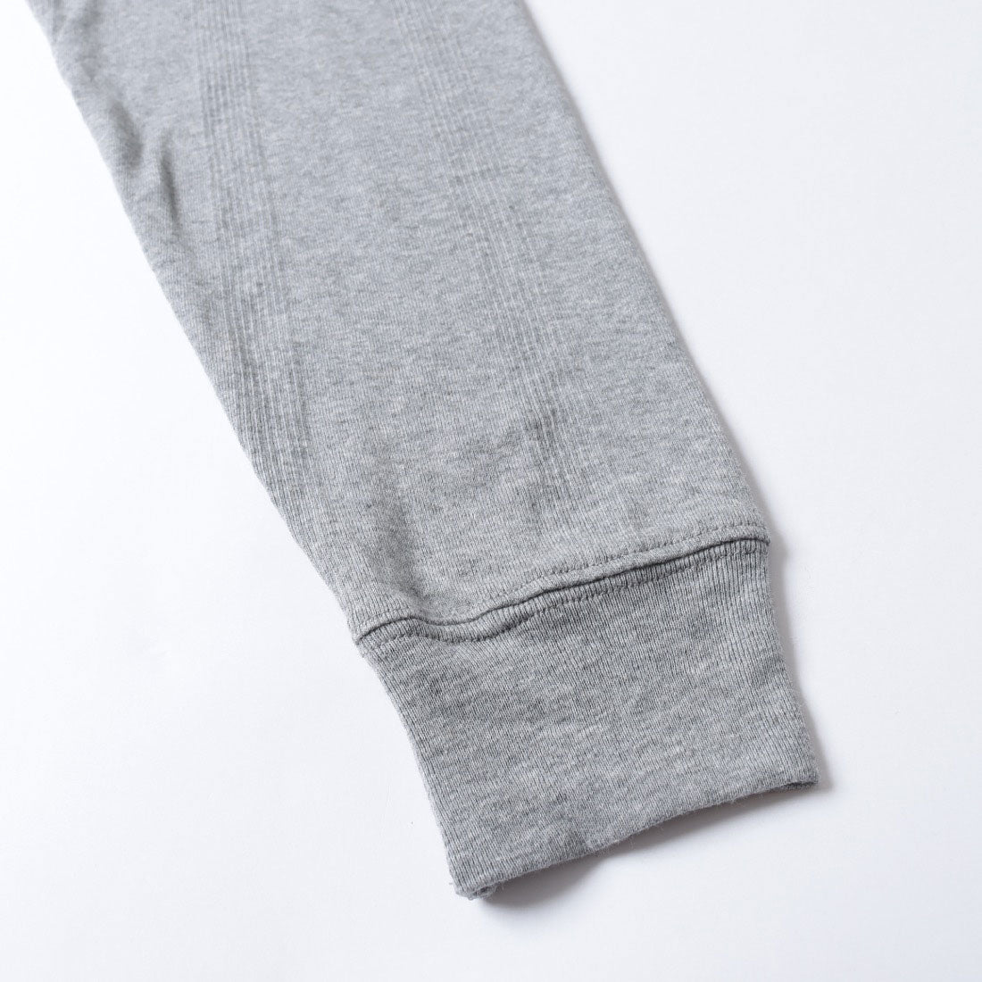 ロバート・ピー・ミラー Robert P. Miller パネルリブ ヘンリーネックT CASUAL FIT 143C （ホワイト） ホワイト