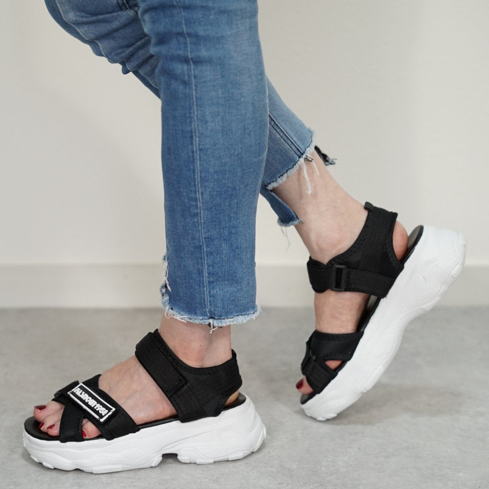 ロディック Rodic 厚底スポーツサンダル （ブラック） ブラック