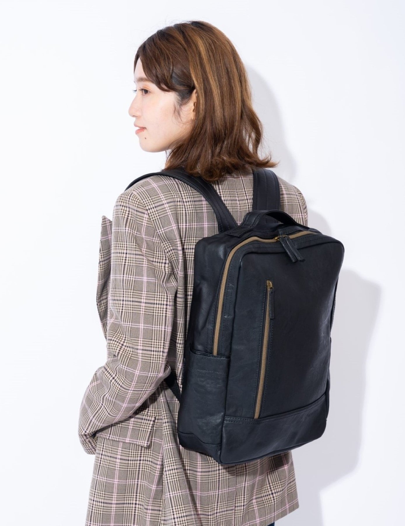 Rename Rename roots backpack