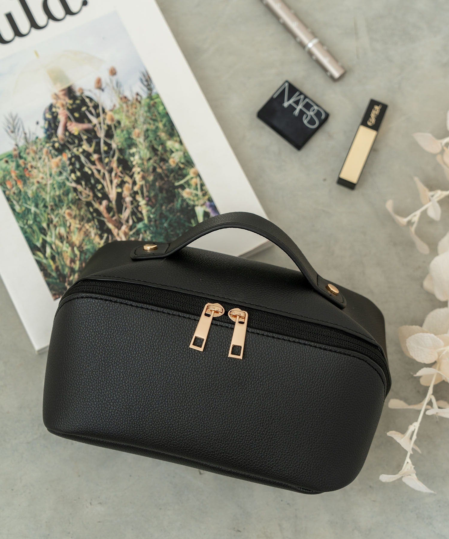 Rename Rename Rename 【With removable pouch】【Opens 180 degrees