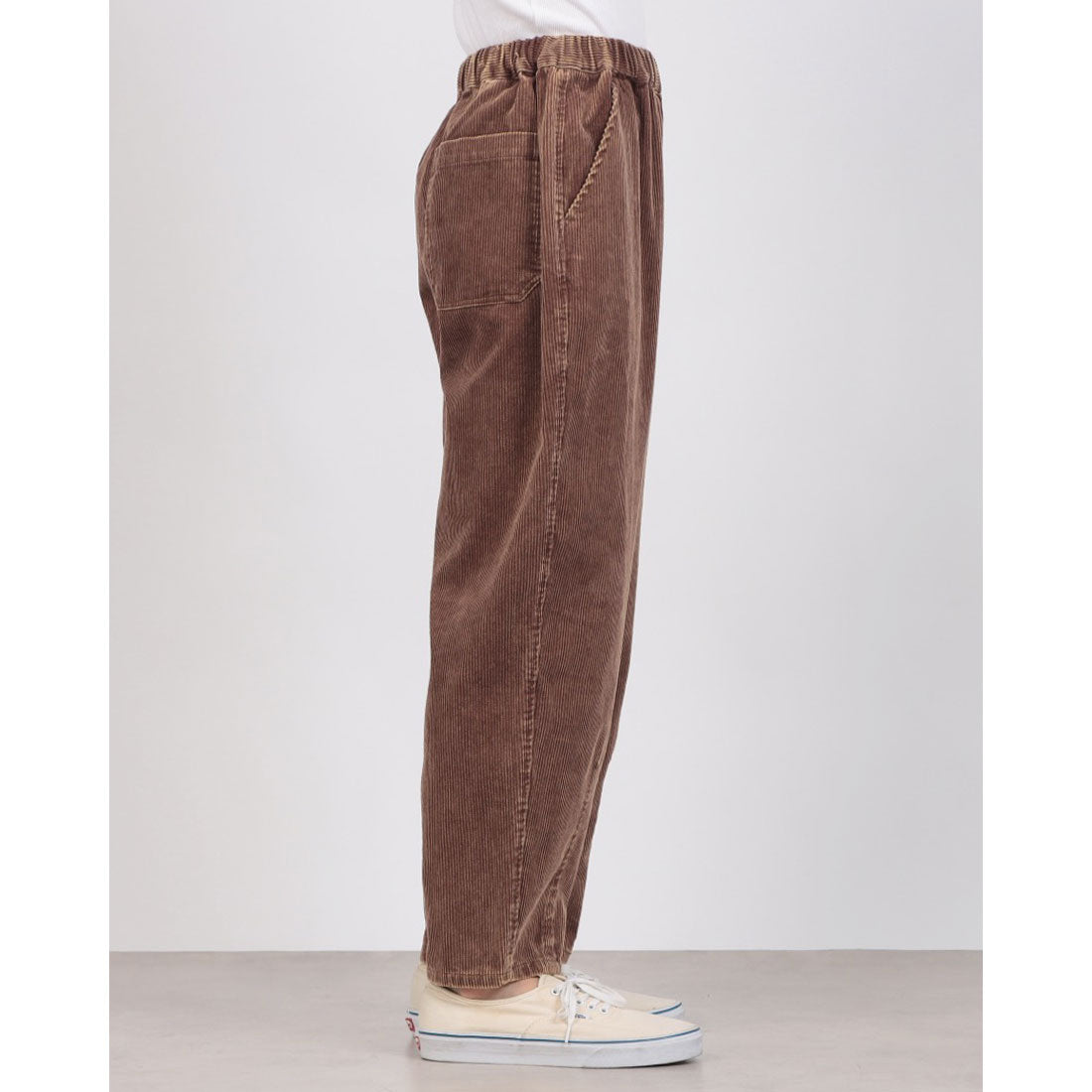 レヴォ Revo. ケミカルウォッシュ加工 コーデュロイ テーパードパンツ （BROWN） BROWN