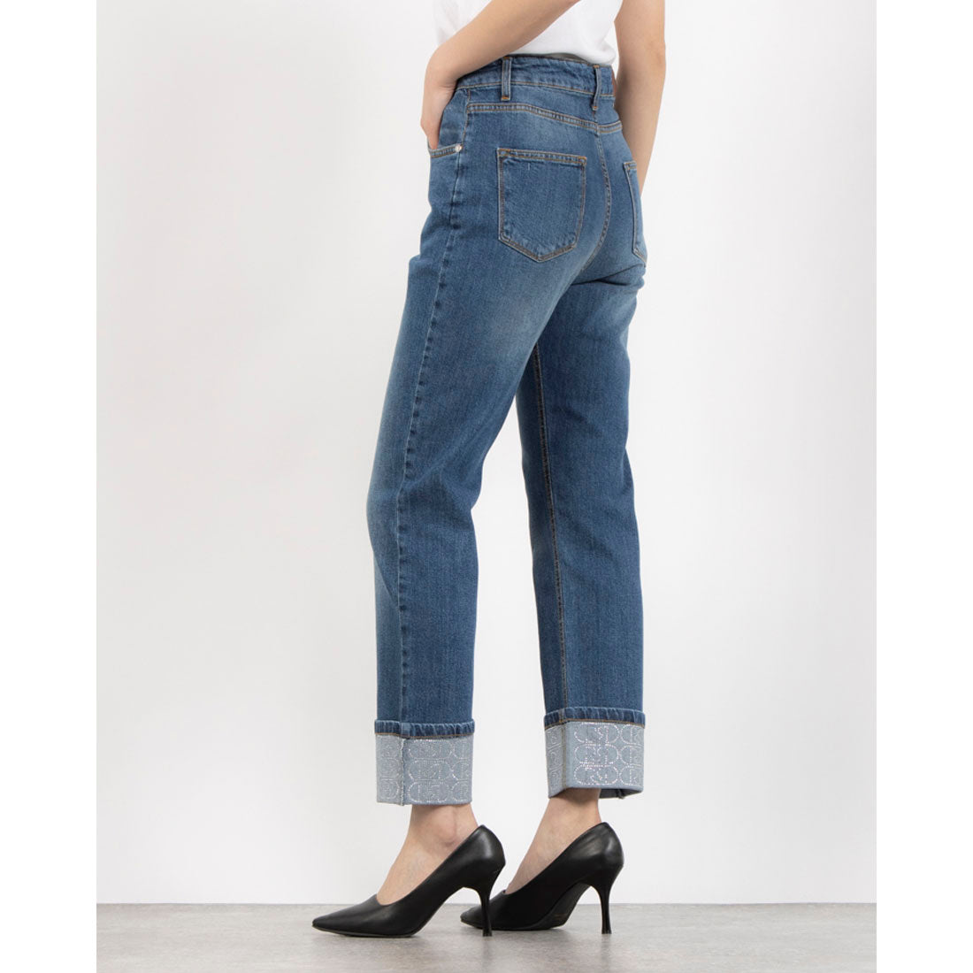 リナシメント RINASCIMENTO 裾Rビジューデニムパンツ