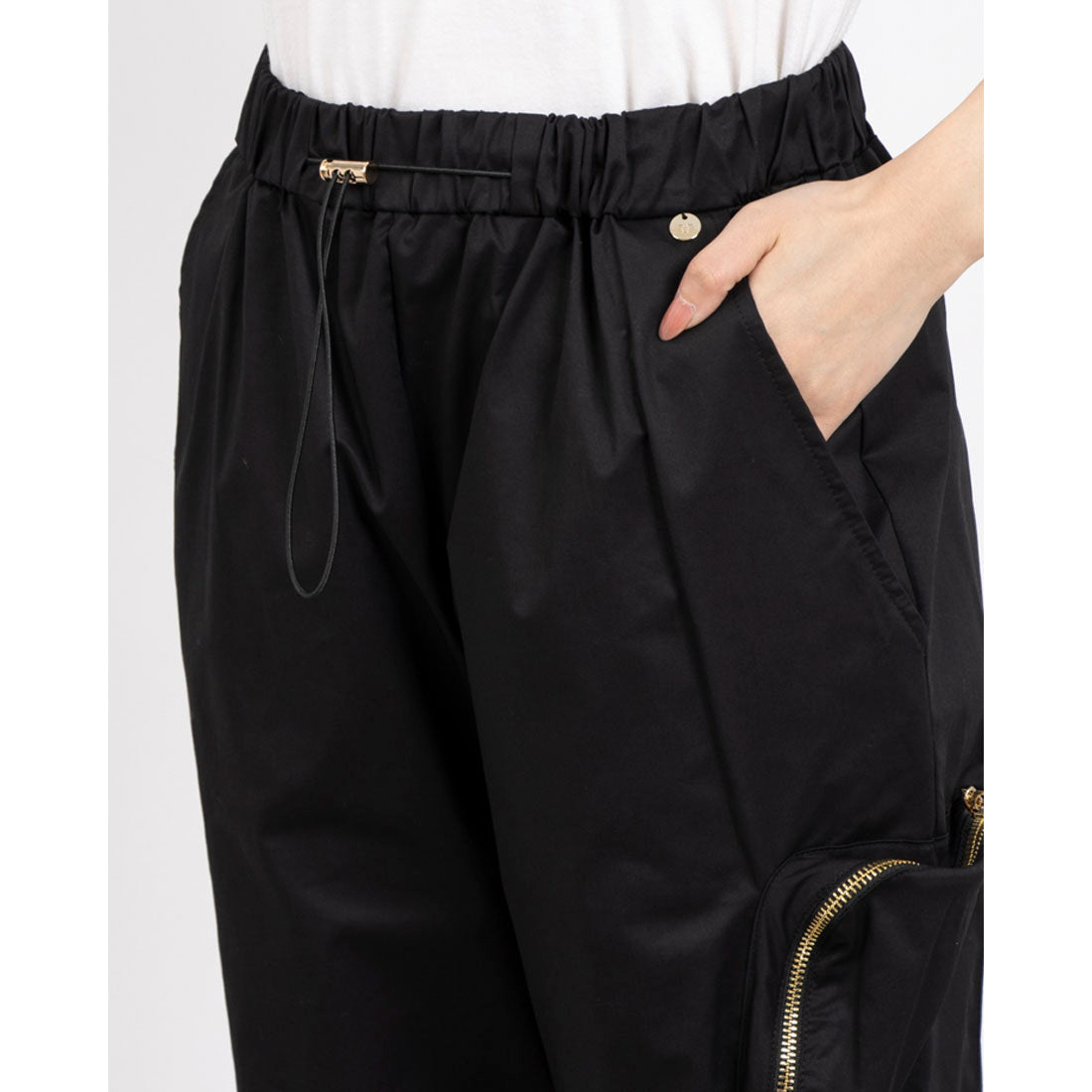 リナシメント RINASCIMENTO ウエスト絞りカーゴパンツ （Nero） Nero