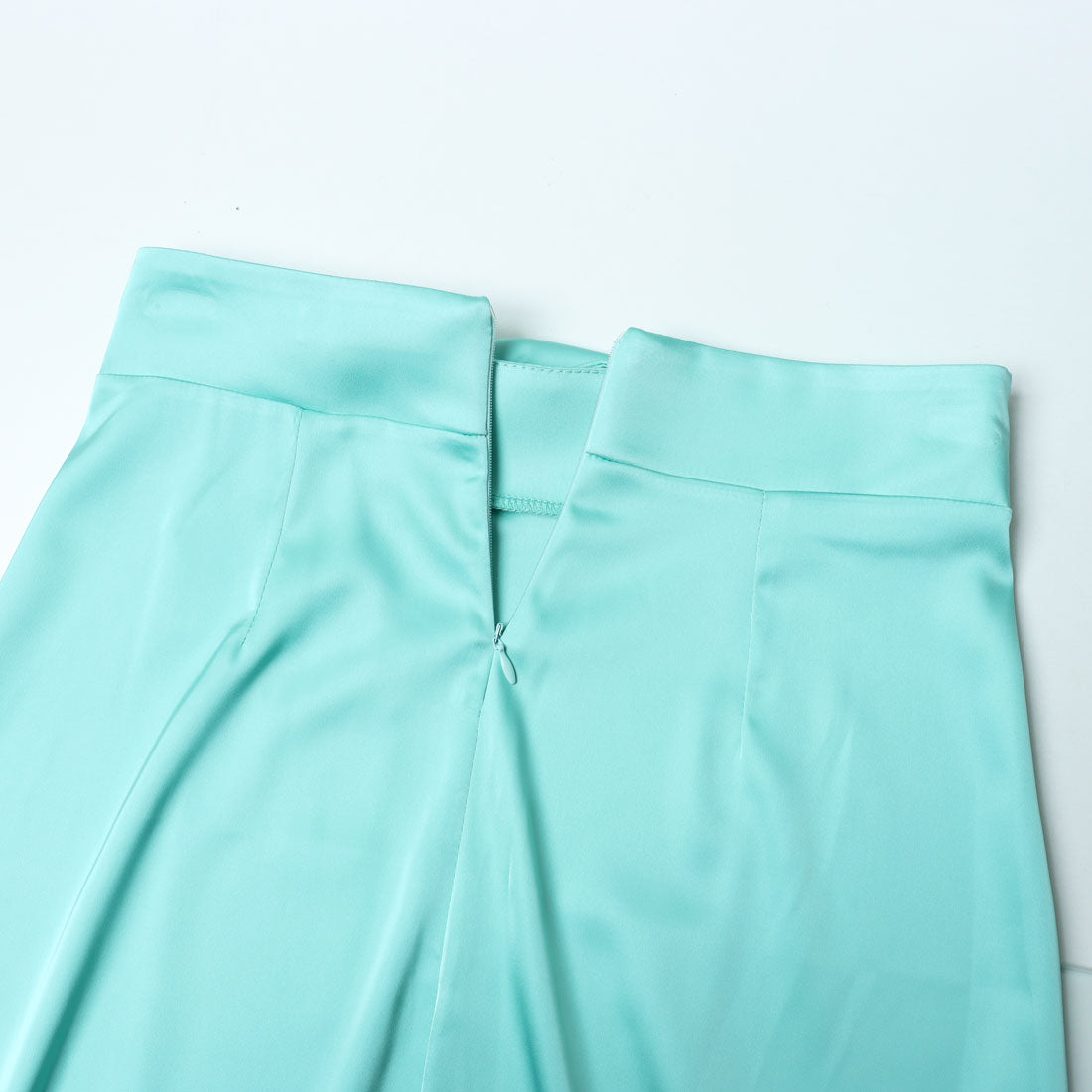 リナシメント RINASCIMENTO リングデザインサテンマキシスカート （Acqua Verde） Acqua Verde