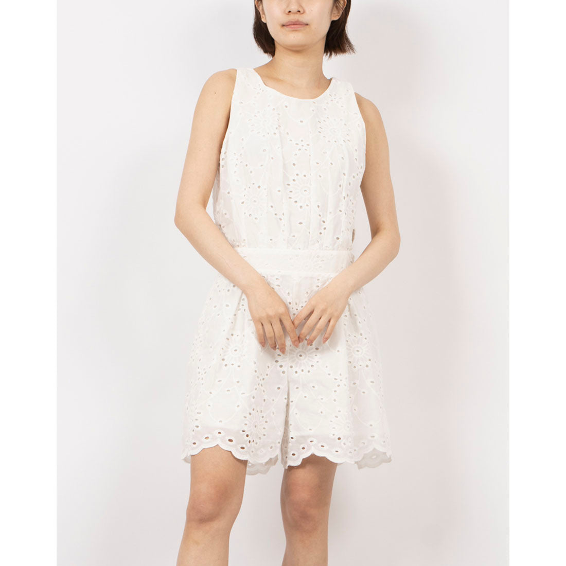 リナシメント RINASCIMENTO ウエストカットフラワーエンブロイダリーフレアオールインワン （Bianco） Bianco