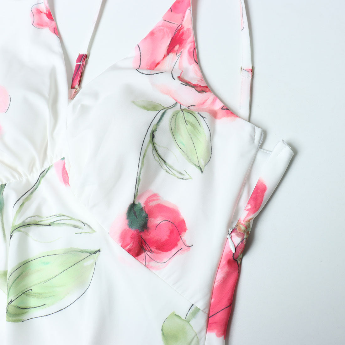 リナシメント RINASCIMENTO ローズペイントキャミトップス （var.Rosa Camelia） var.Rosa Camelia