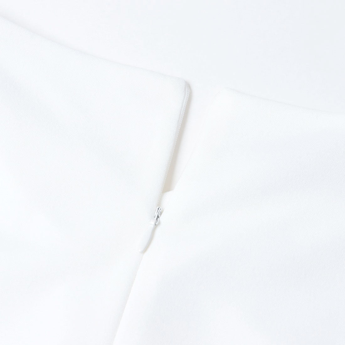 リナシメント RINASCIMENTO クロスデザインタイトワンピース （Bianco） Bianco