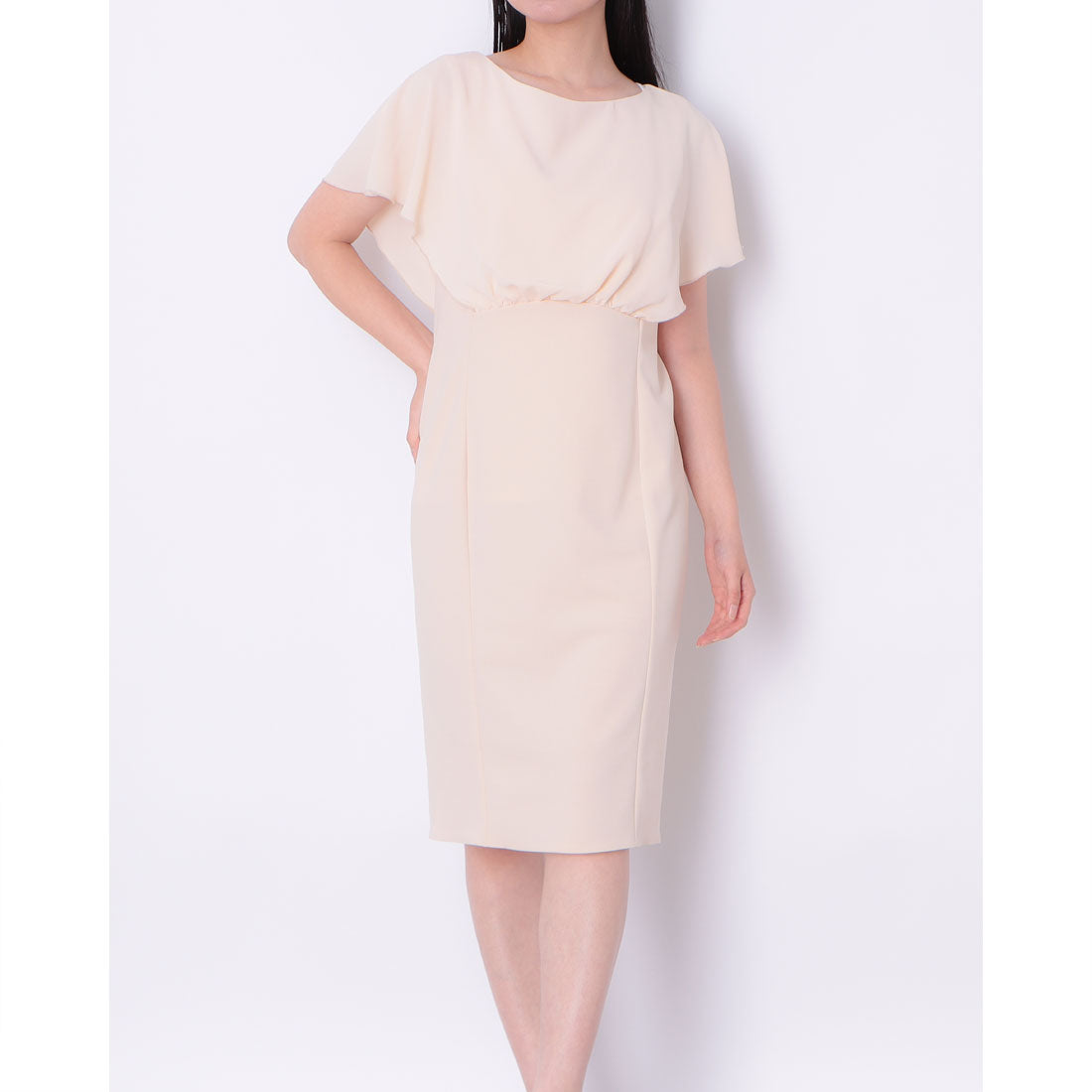 リナシメント RINASCIMENTO フリルスリーブギャザータイトワンピース （Beige） Beige