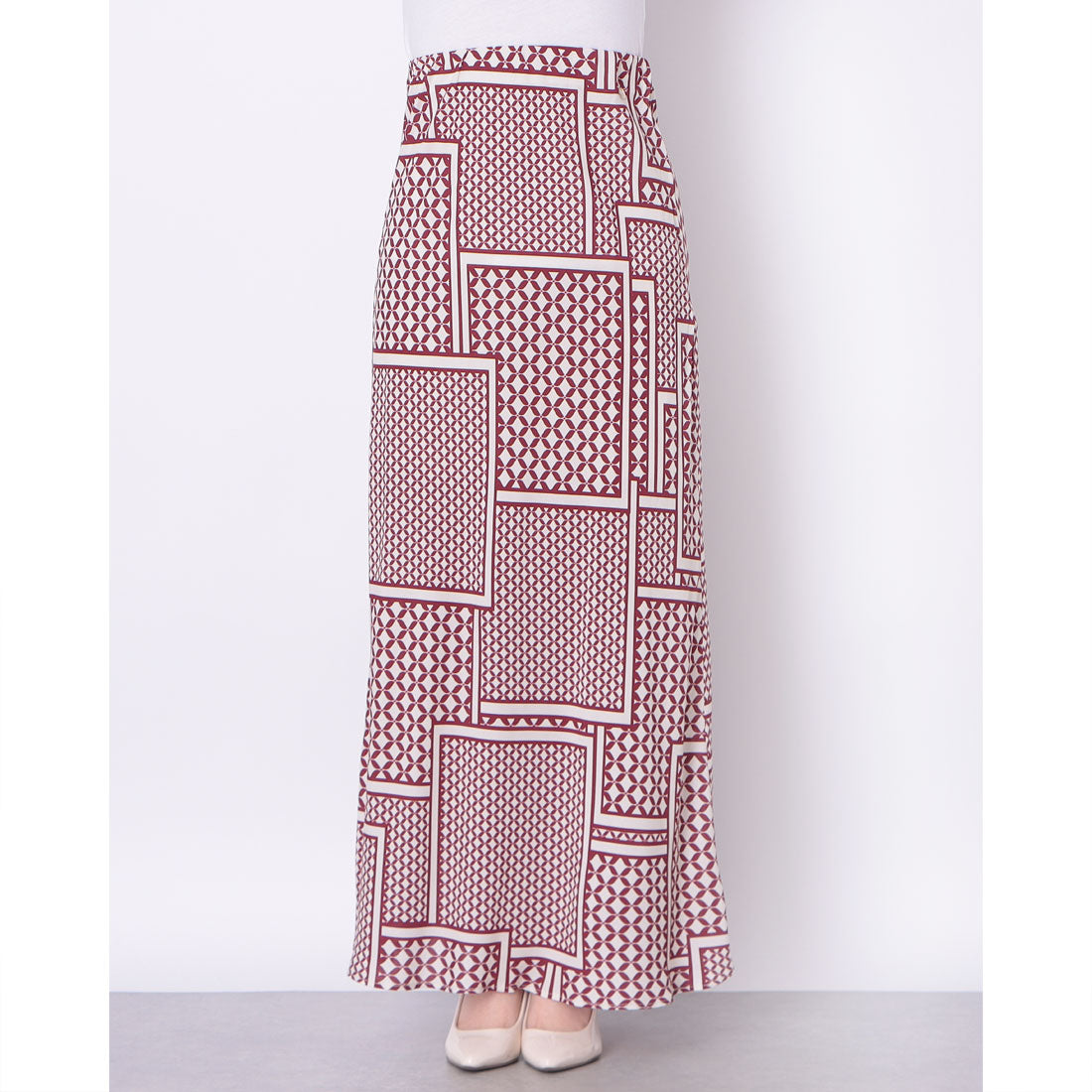 リナシメント RINASCIMENTO 幾何柄ロングスカート （var.Rosso Bordeaux） var.Rosso Bordeaux
