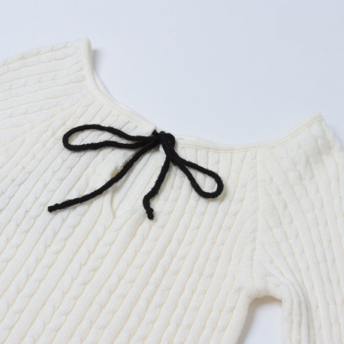 Rinascimento Ribbon Neck Cable Knit Tops