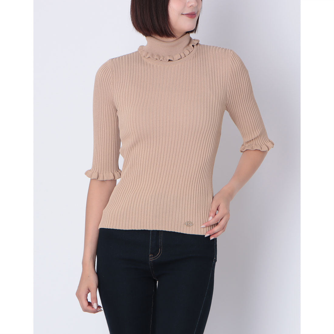 リナシメント RINASCIMENTO フリルタートルリブニットTOPS （Cammello Beige） Cammello Beige