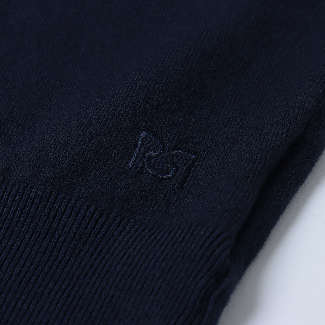 リナシメント RINASCIMENTO プランジングネックニットTOPS （Blu Navy） Blu Navy